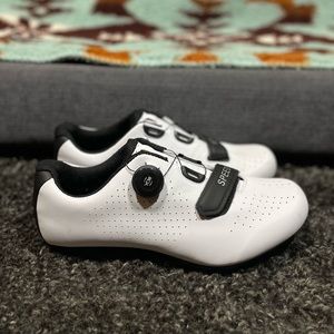 Scurtain Unisex Bike Cycling Shoes Peloton Compatible No Cleats White SPD DELTA